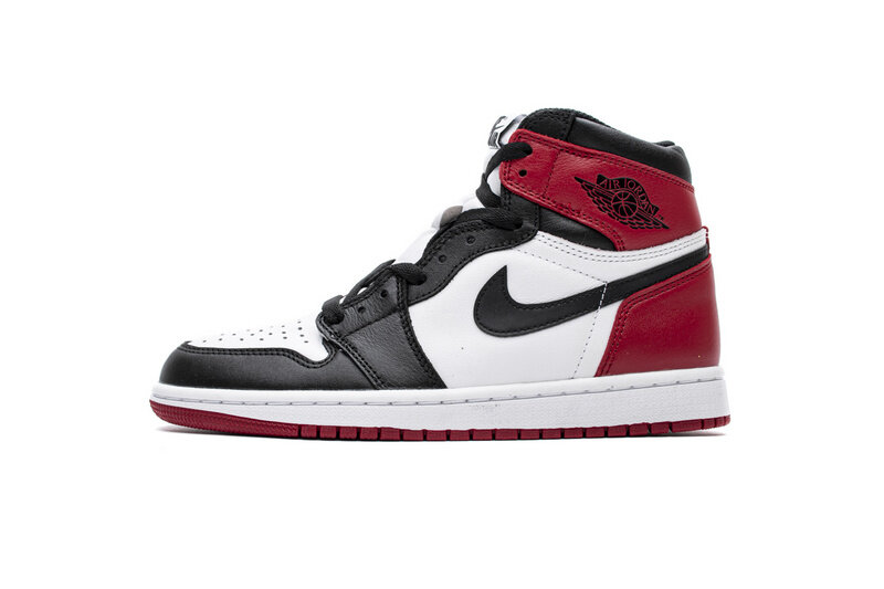 Air Jordan 1 Retro Black Toe (2016) 555088-125