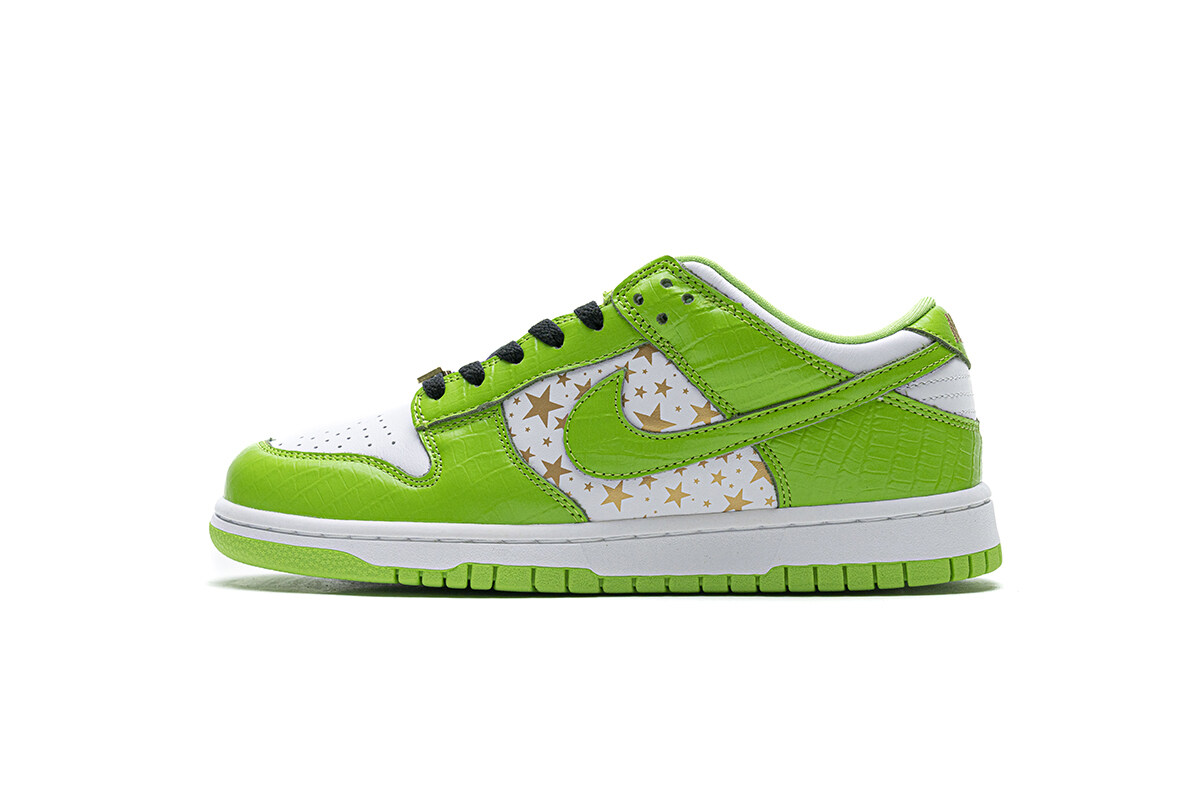 Nike SB Dunk Low Supreme Stars Mean Green (2021) DH3228-101