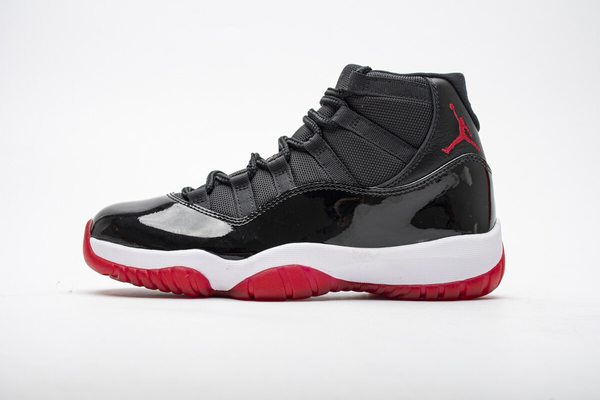 Air Jordan 11 Retro Playoffs Bred (2019) 378037-061