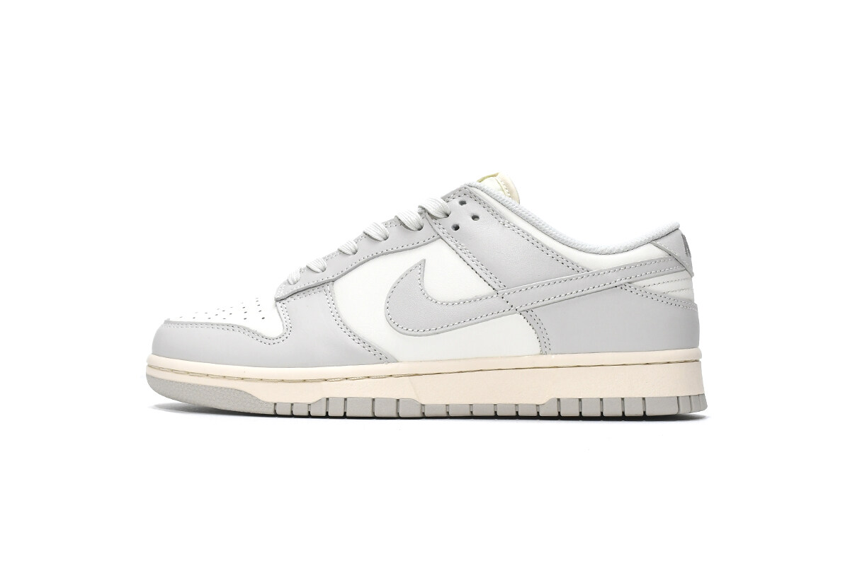 Nike Dunk Low Light Bone DD1503-107