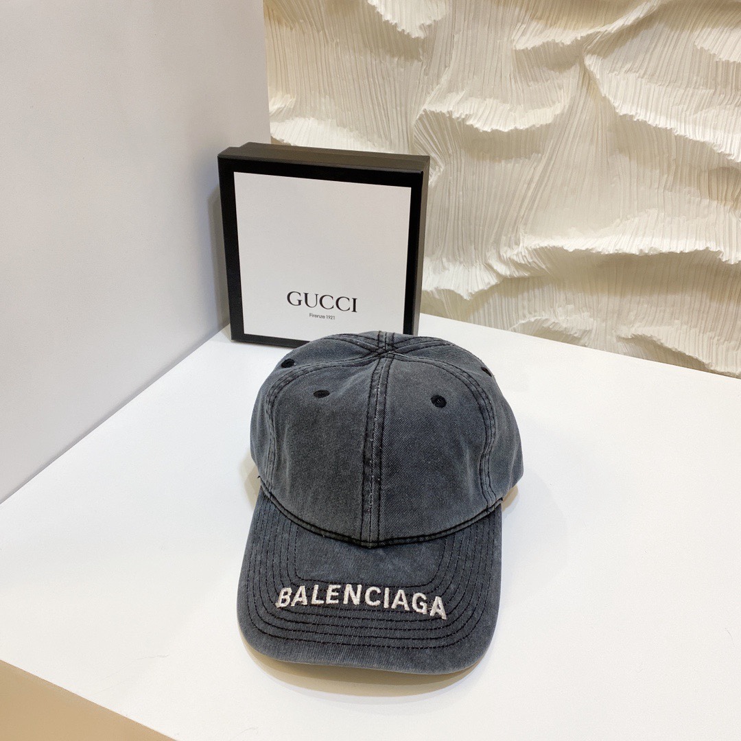 Balenciaga Logo Visor Cap brown