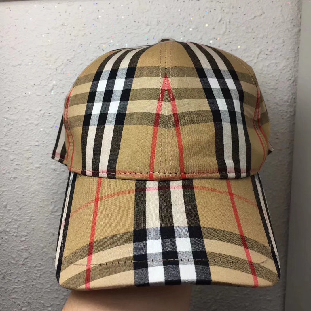 Burberry Baseball Cap Logo Applique Vintage Check Archive Beige