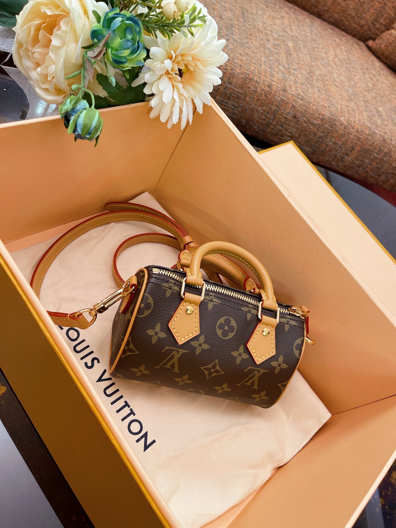 Louis Vuitton Nano Speedy Monogram M81085