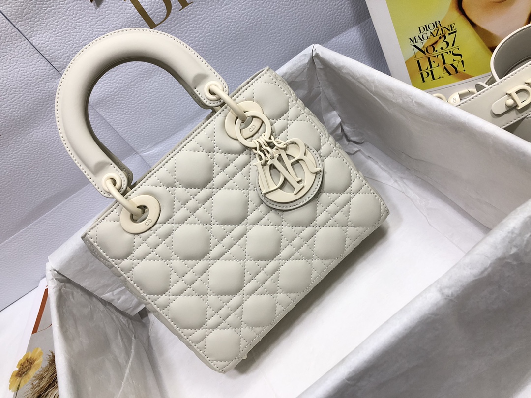 Lady Dior White Cannage Embroidery