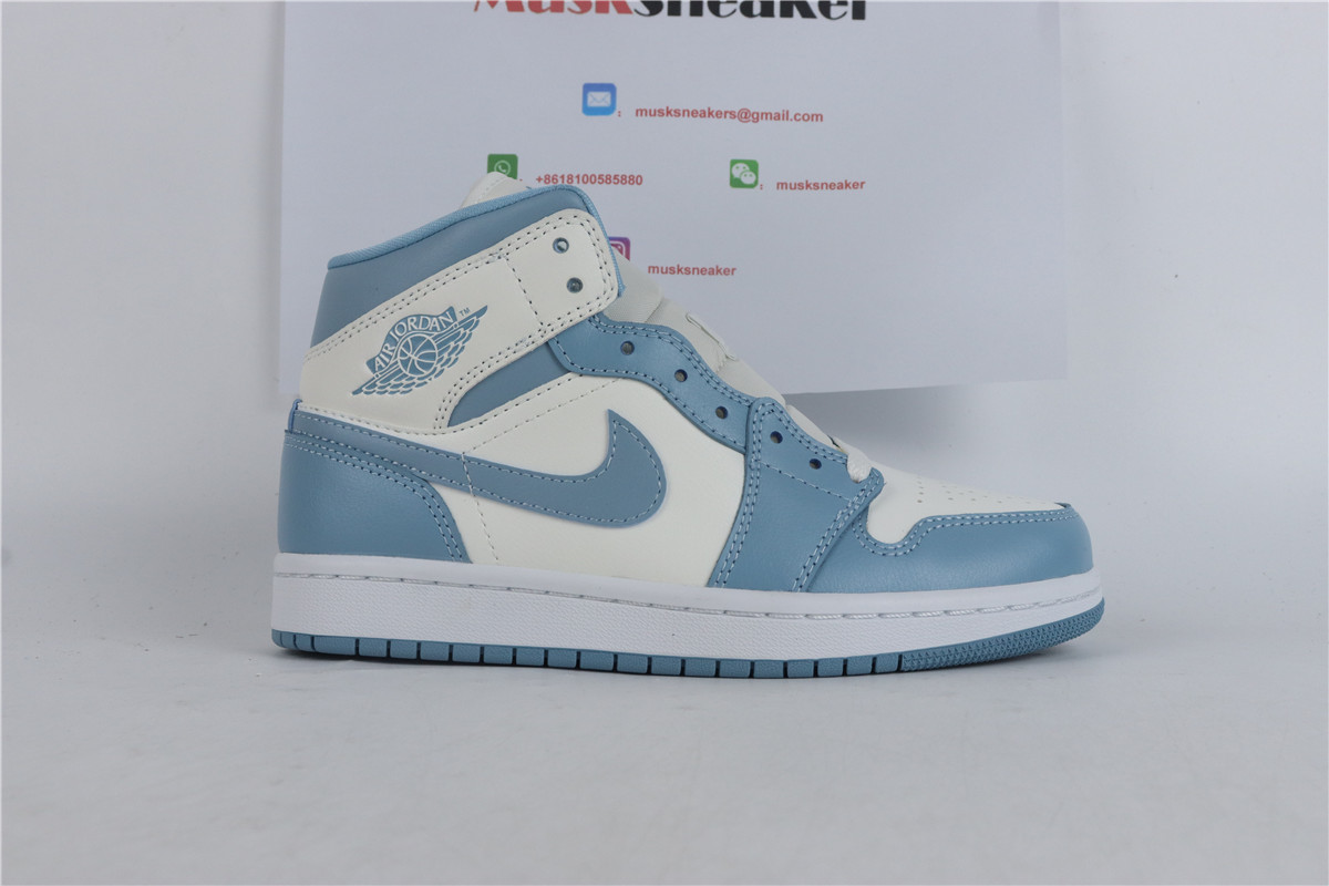 Air Jordan 1 Mid UNC (2022) (W)