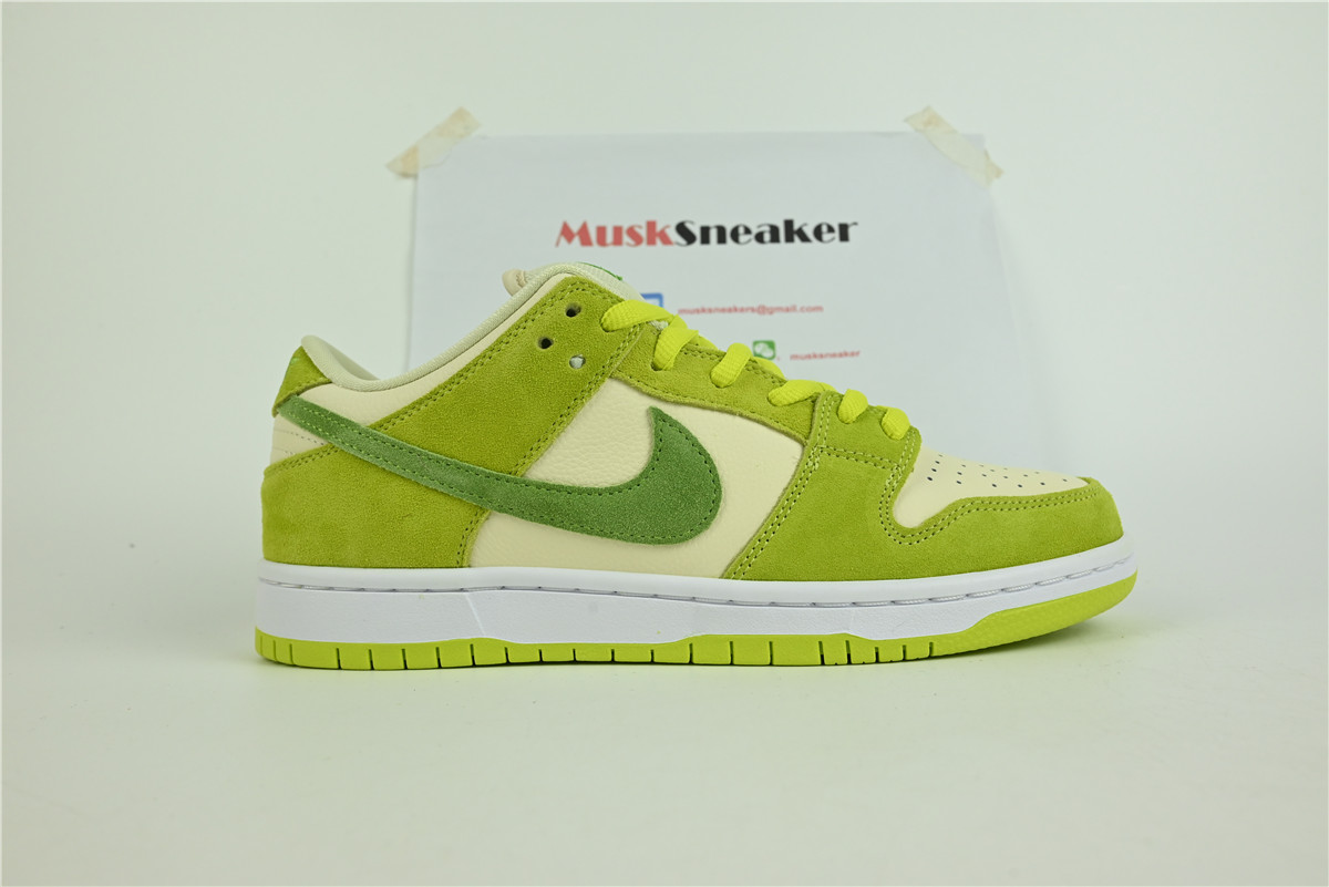 Nike SB Dunk Low Green Apple