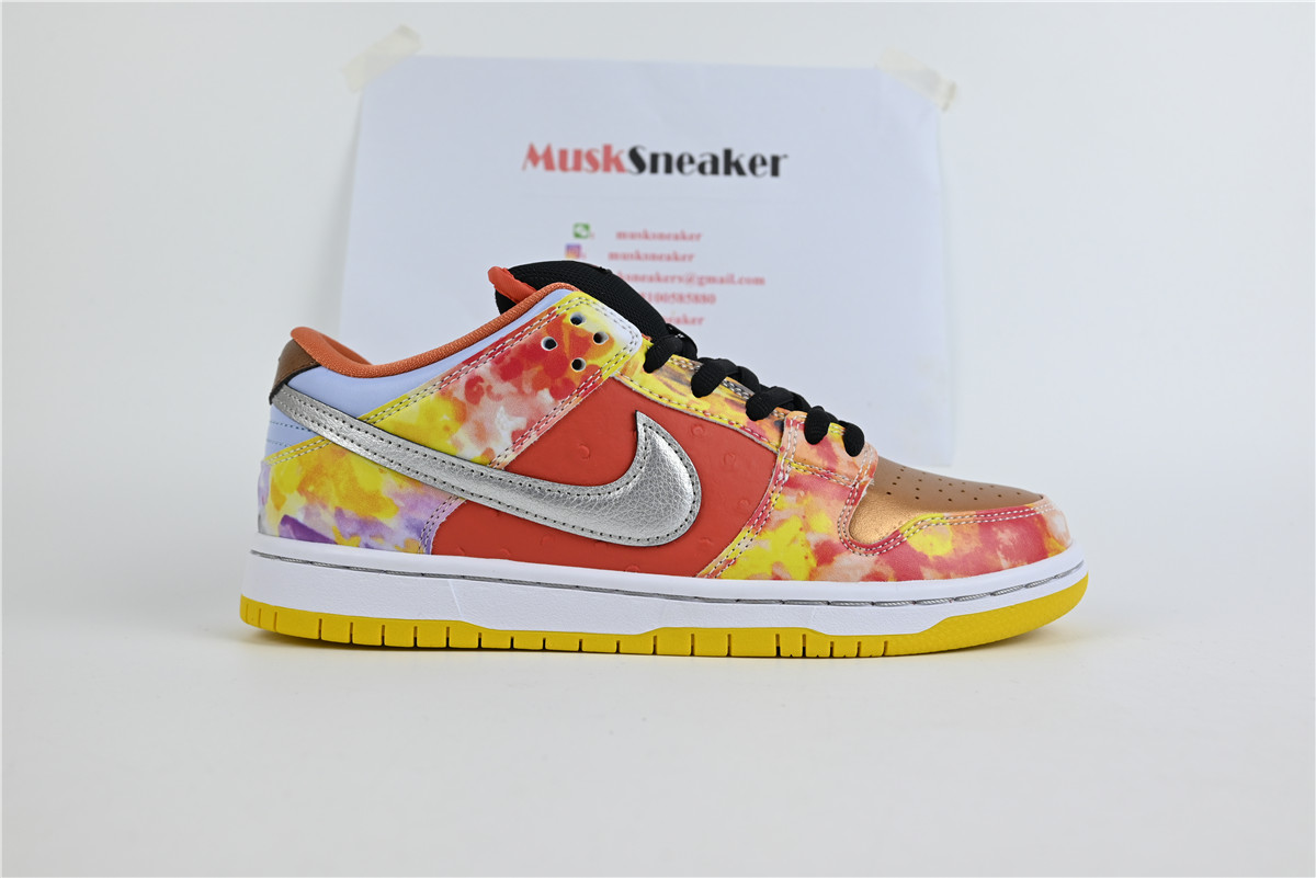 Nike SB Dunk Low Street Hawker (2021)