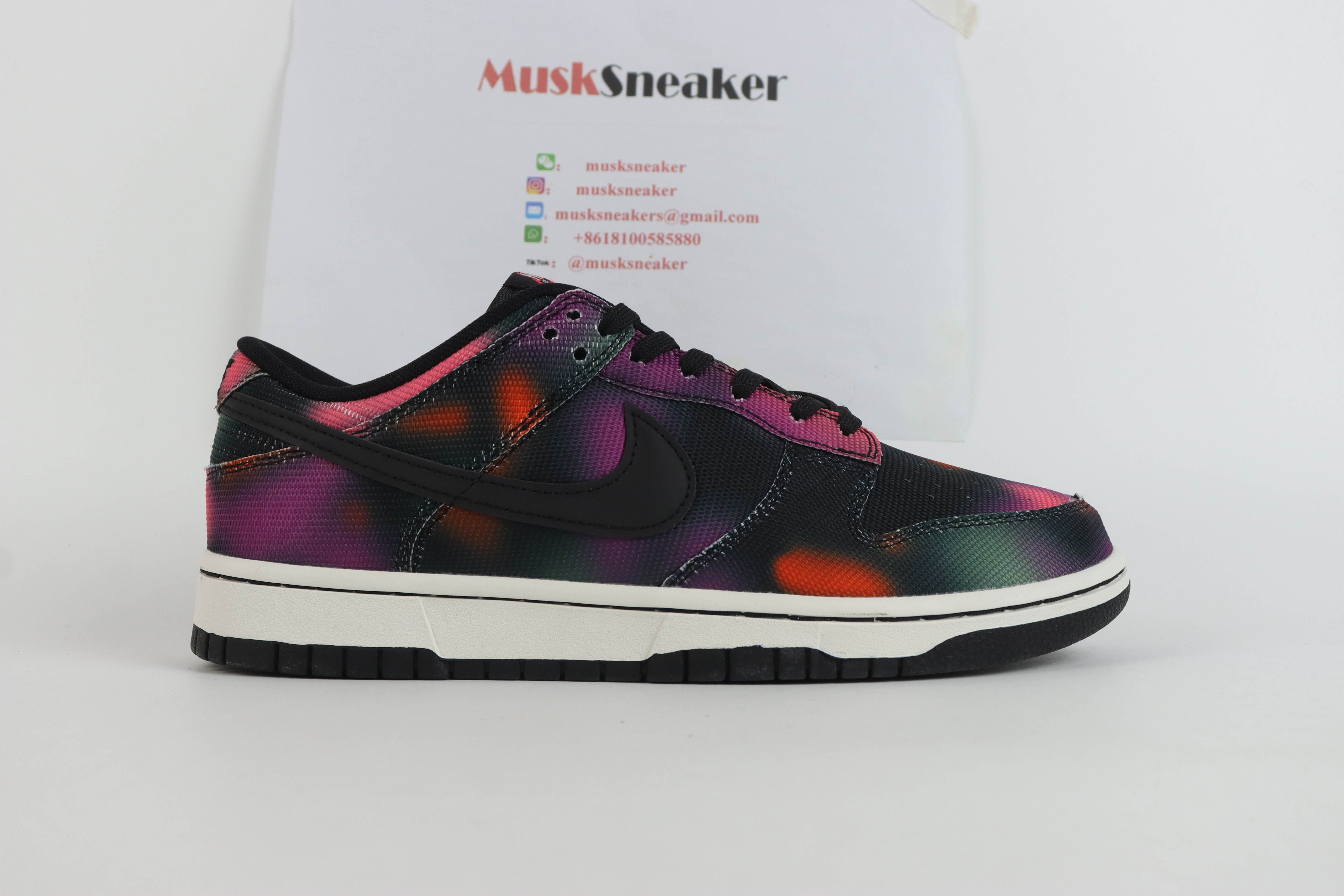 Nike Dunk Low Graffiti Pink,Specials : Sneakers Online - Buy Sneakers for Men & Women, Sneakers Online - Buy Sneakers for Men & Women