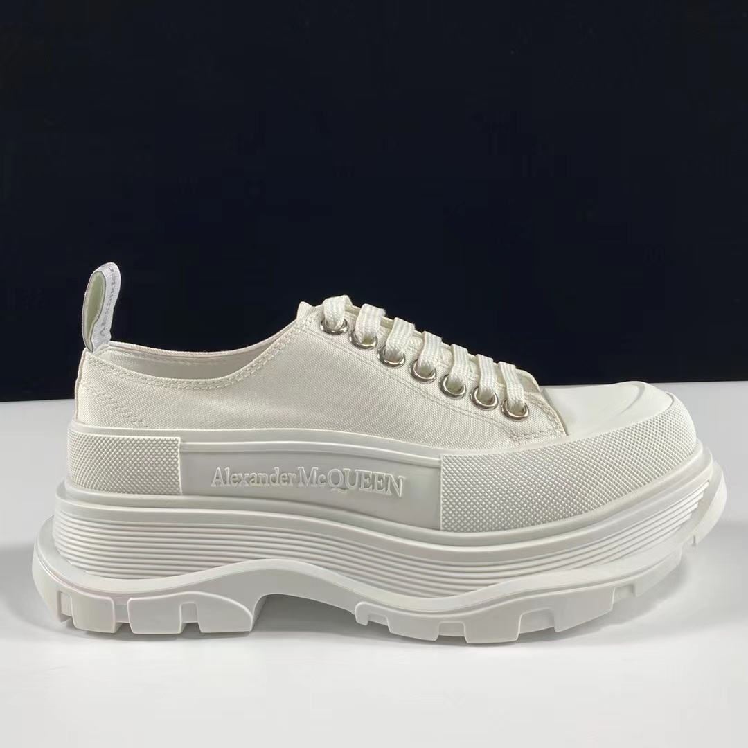 Alexander McQueen Tread Slick Low Lace Up White White