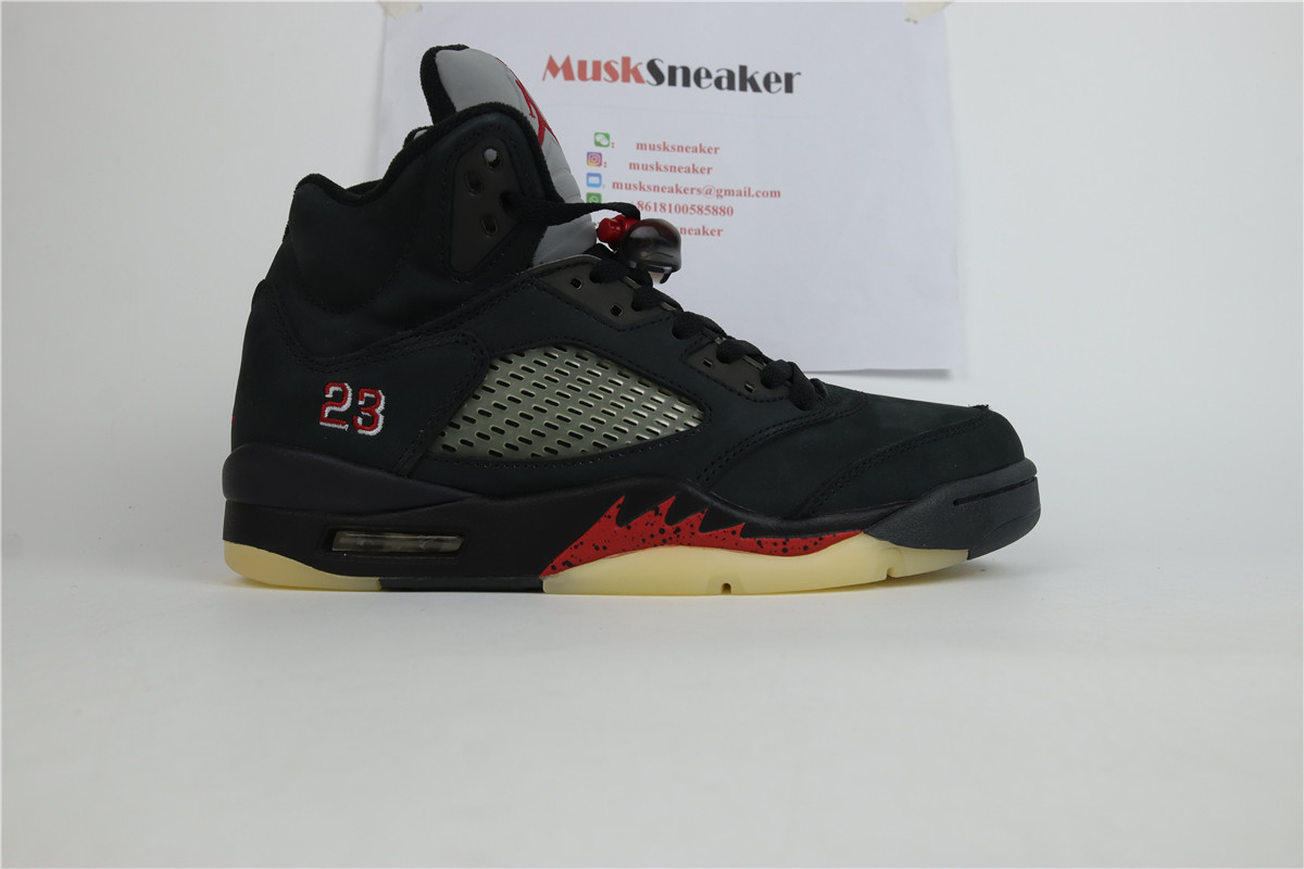 Air Jordan 5 Gore-Tex Off-Noir