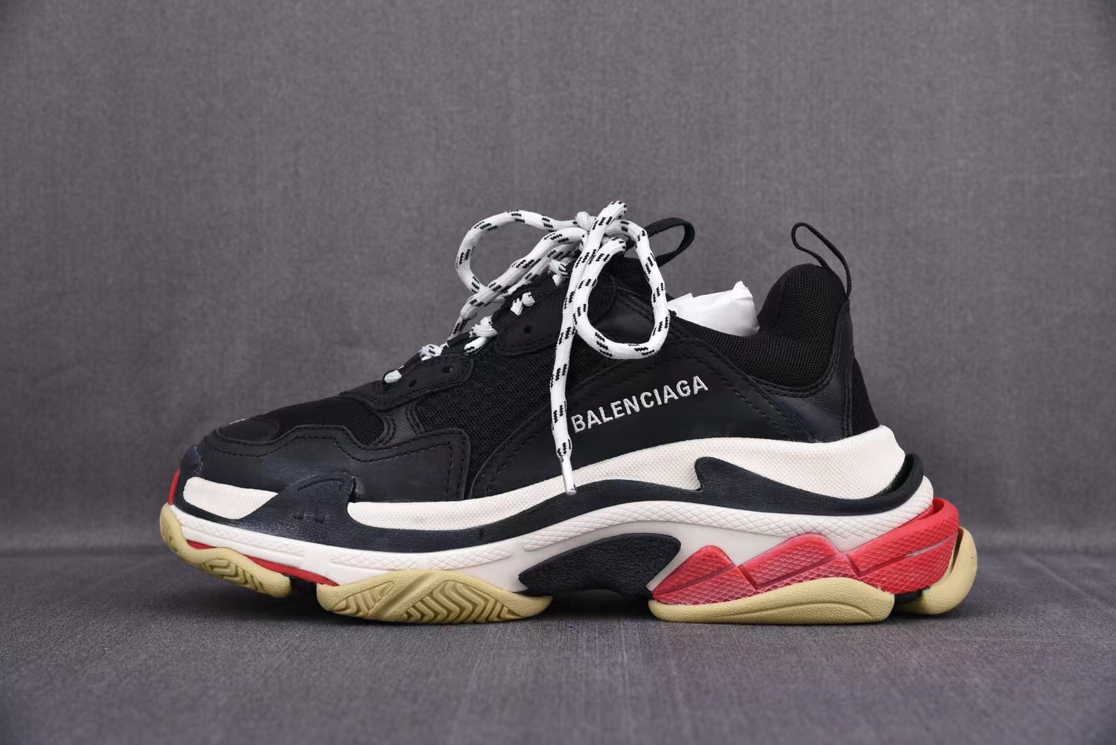 Balenciaga Triple S Black White Red,Balenciaga : Sneakers Online - Buy Sneakers for Men & Women, Sneakers Online - Buy Sneakers for Men & Women