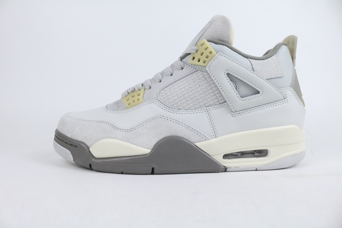 Air Jordan 4 Retro SE Craft Photon Dust