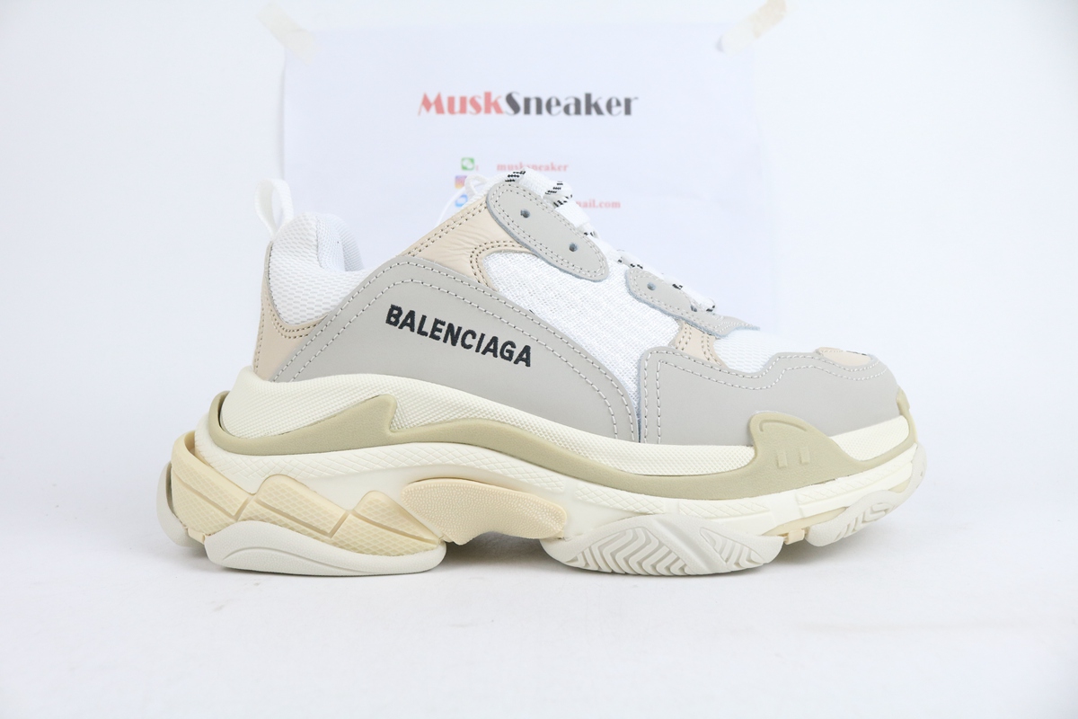 Balenciaga triple s 17FW Balenciaga Tripe-S,Triple S : Sneakers Online - Buy Sneakers for Men & Women, Sneakers Online - Buy Sneakers for Men & Women