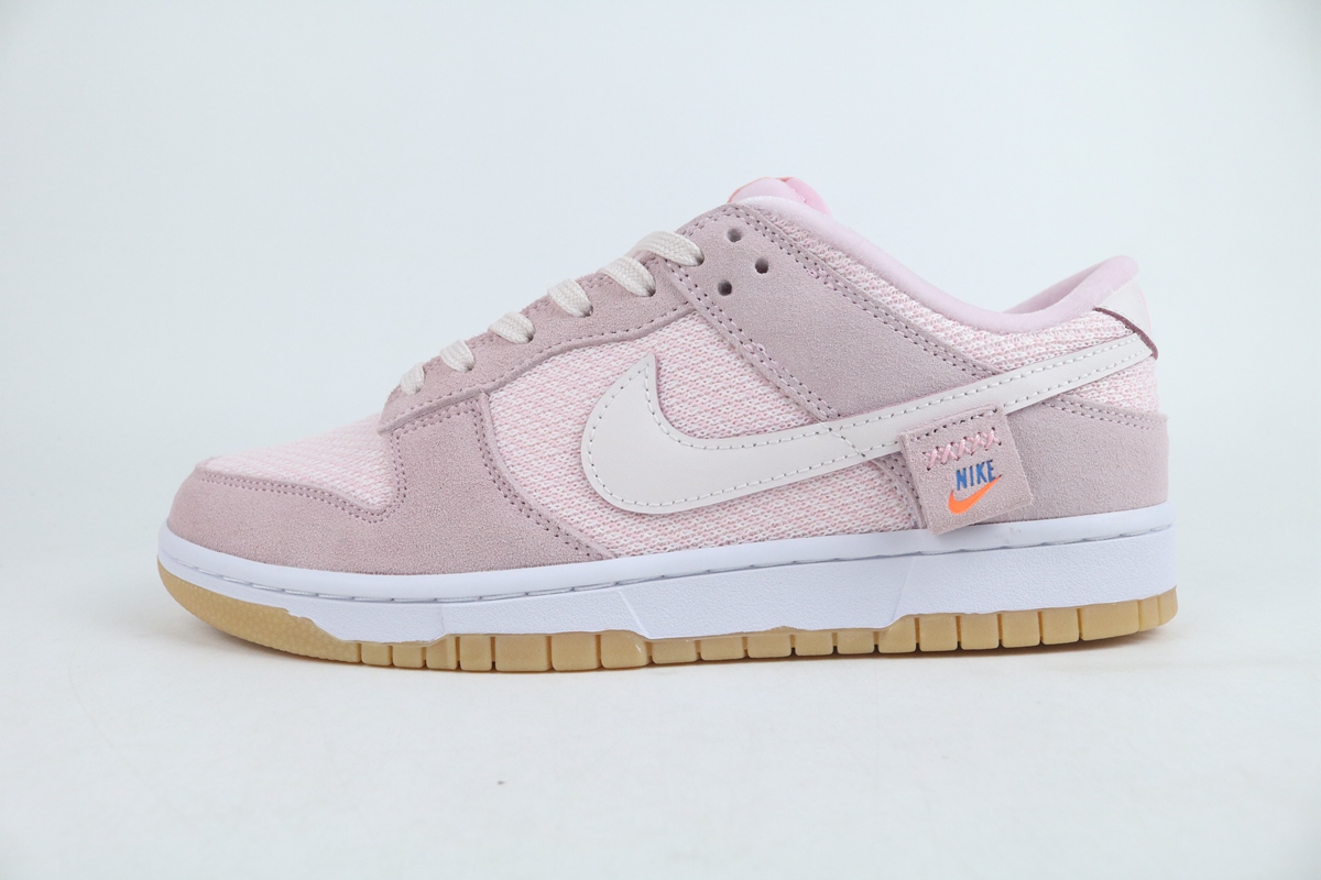 Nike Dunk Low Teddy Bear (W)