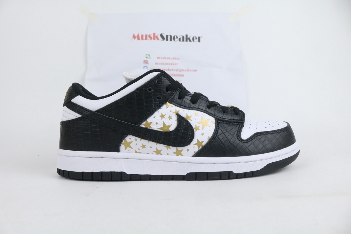 Nike SB Dunk Low Supreme Stars Black (2021)