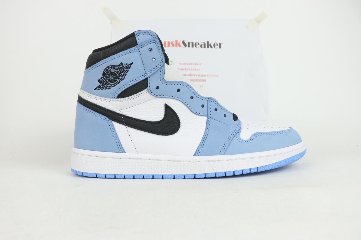 Air Jordan 1 Retro High White University Blue Black 555088-134