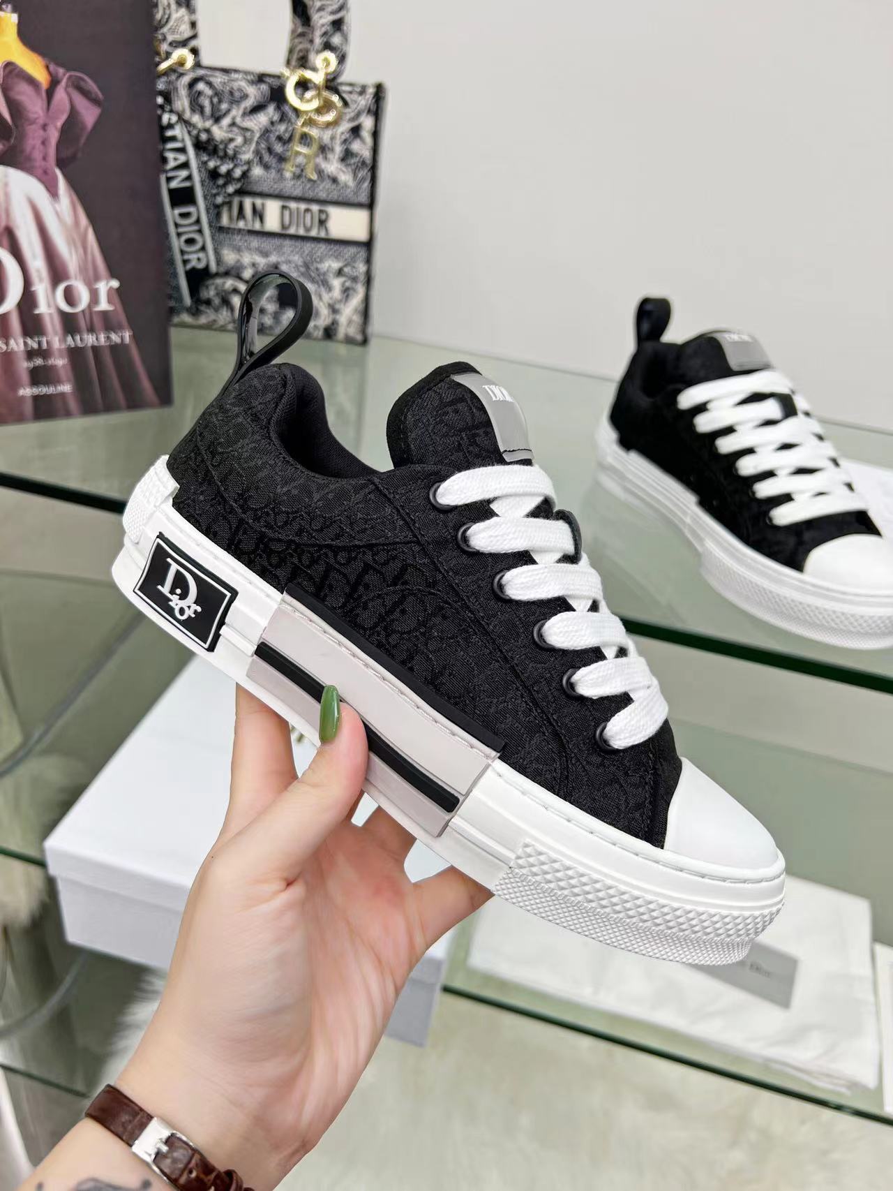 Dior B23 Skater Low Top Black Dior Oblique Jacquard,Specials : Sneakers Online - Buy Sneakers for Men & Women, Sneakers Online - Buy Sneakers for Men & Women