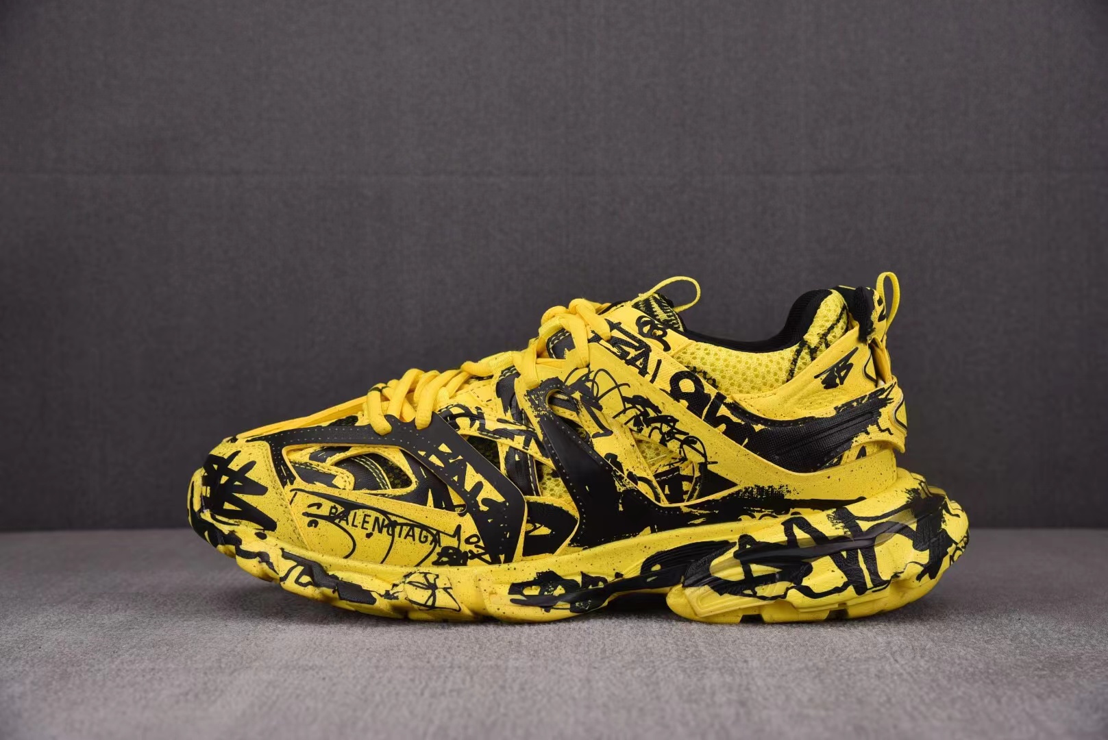 BALENCIAGA track 1.0 Graffiti Yellow Black