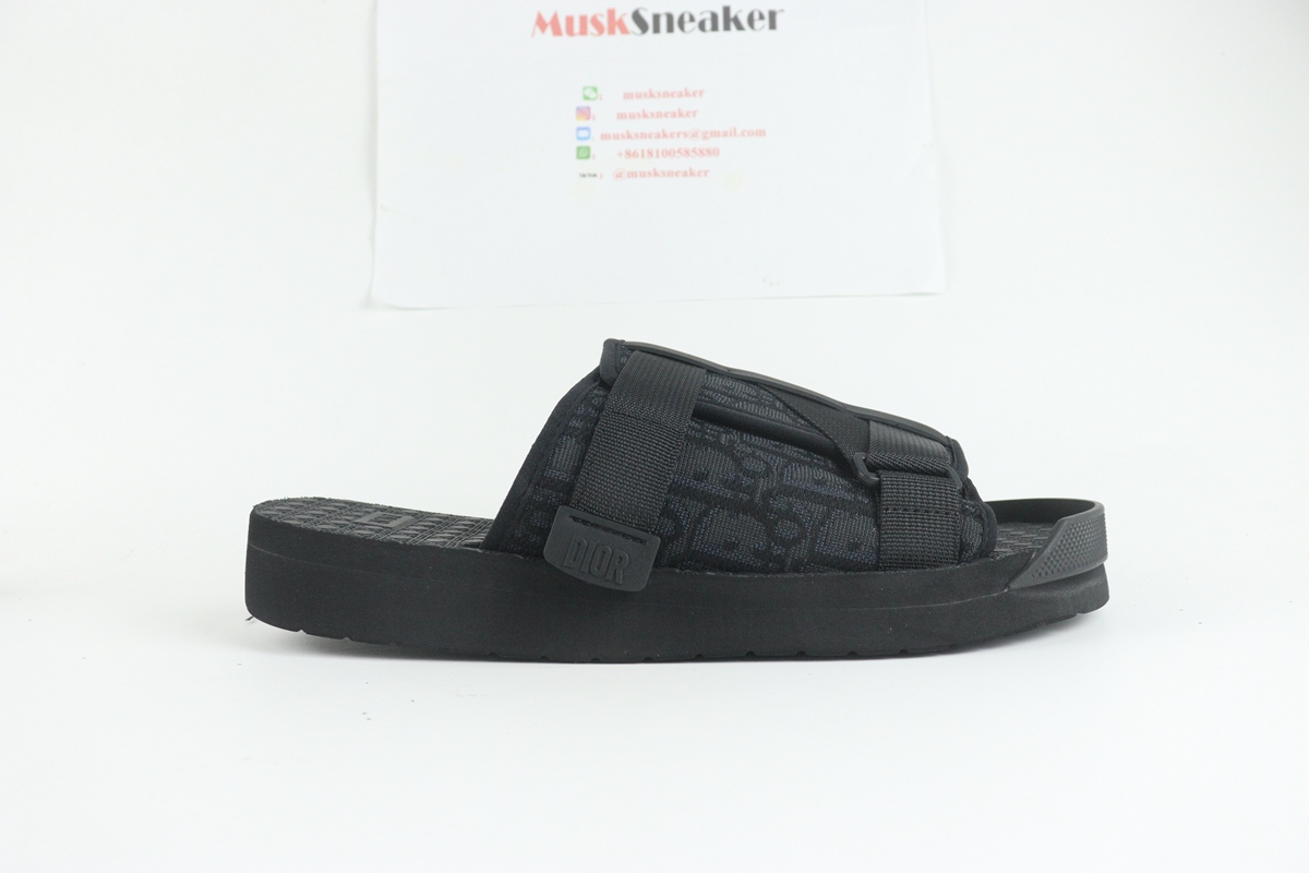 Dior Alpha Sandal all Black