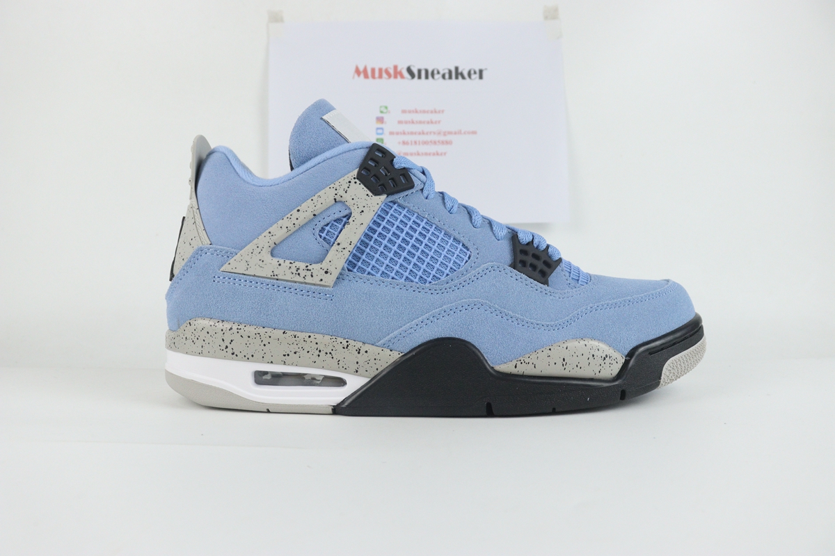 Air Jordan 4 Retro University Blue CT8527-400