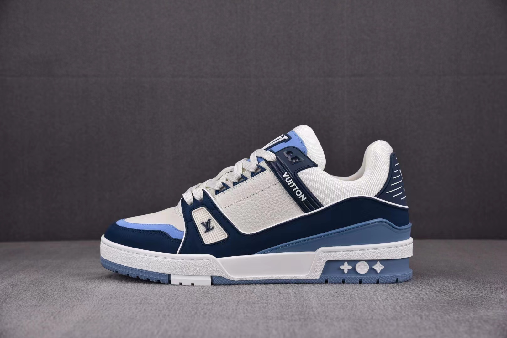 Louis Vuitton Trainer Blue White