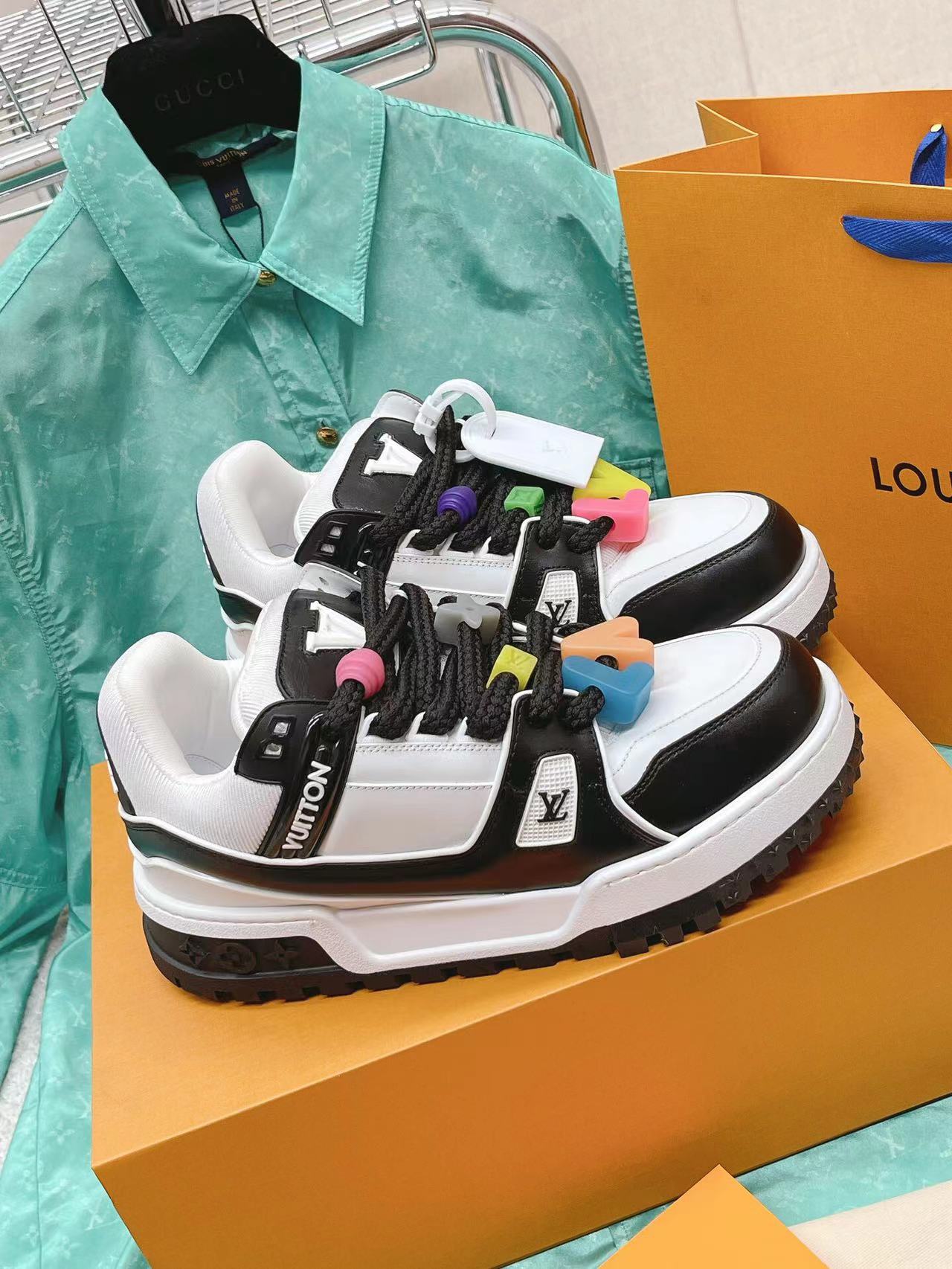 Louis Vuitton Trainer Maxi Black White,Louis Vuitton : Sneakers Online - Buy Sneakers for Men & Women, Sneakers Online - Buy Sneakers for Men & Women