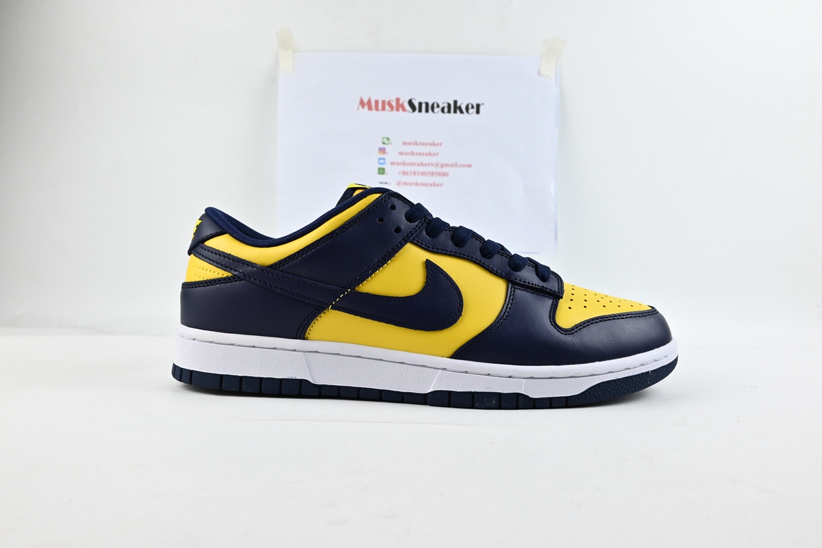 Nike Dunk Low Michigan (2021)