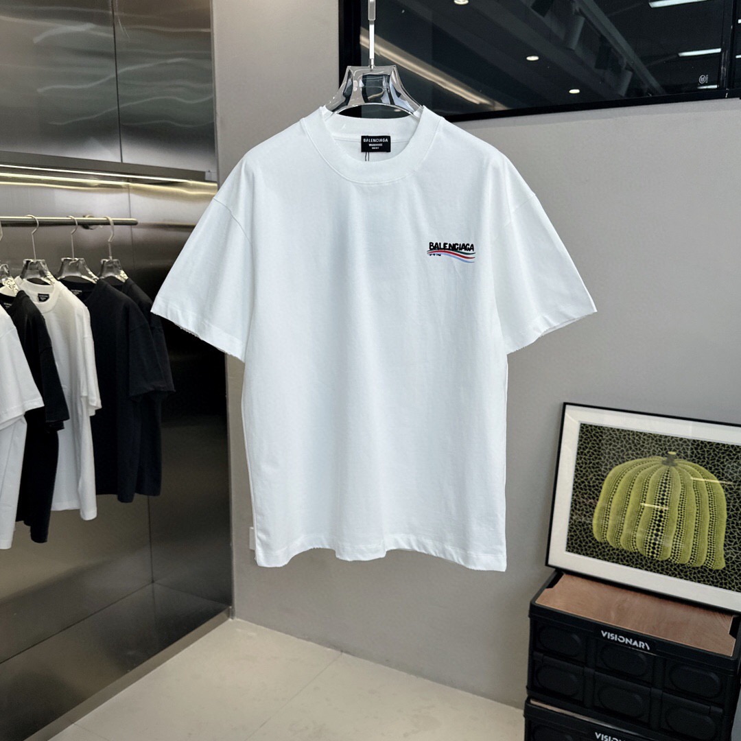 Balenciaga T-shirt White Eiffel Tower,Bags&Apparel : Sneakers Online - Buy Sneakers for Men & Women, Sneakers Online - Buy Sneakers for Men & Women