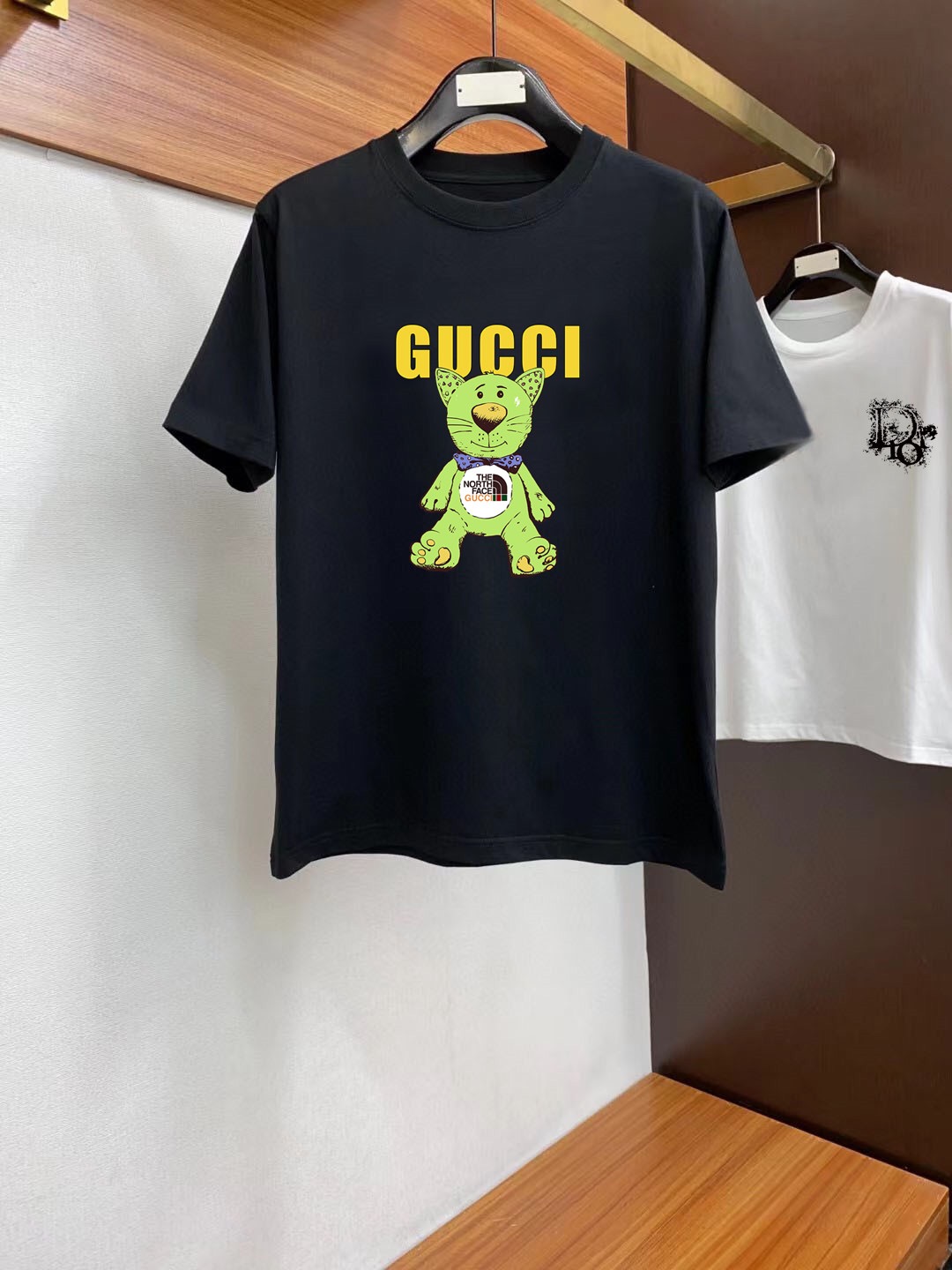 Gucci T-shirt Bear Pattern