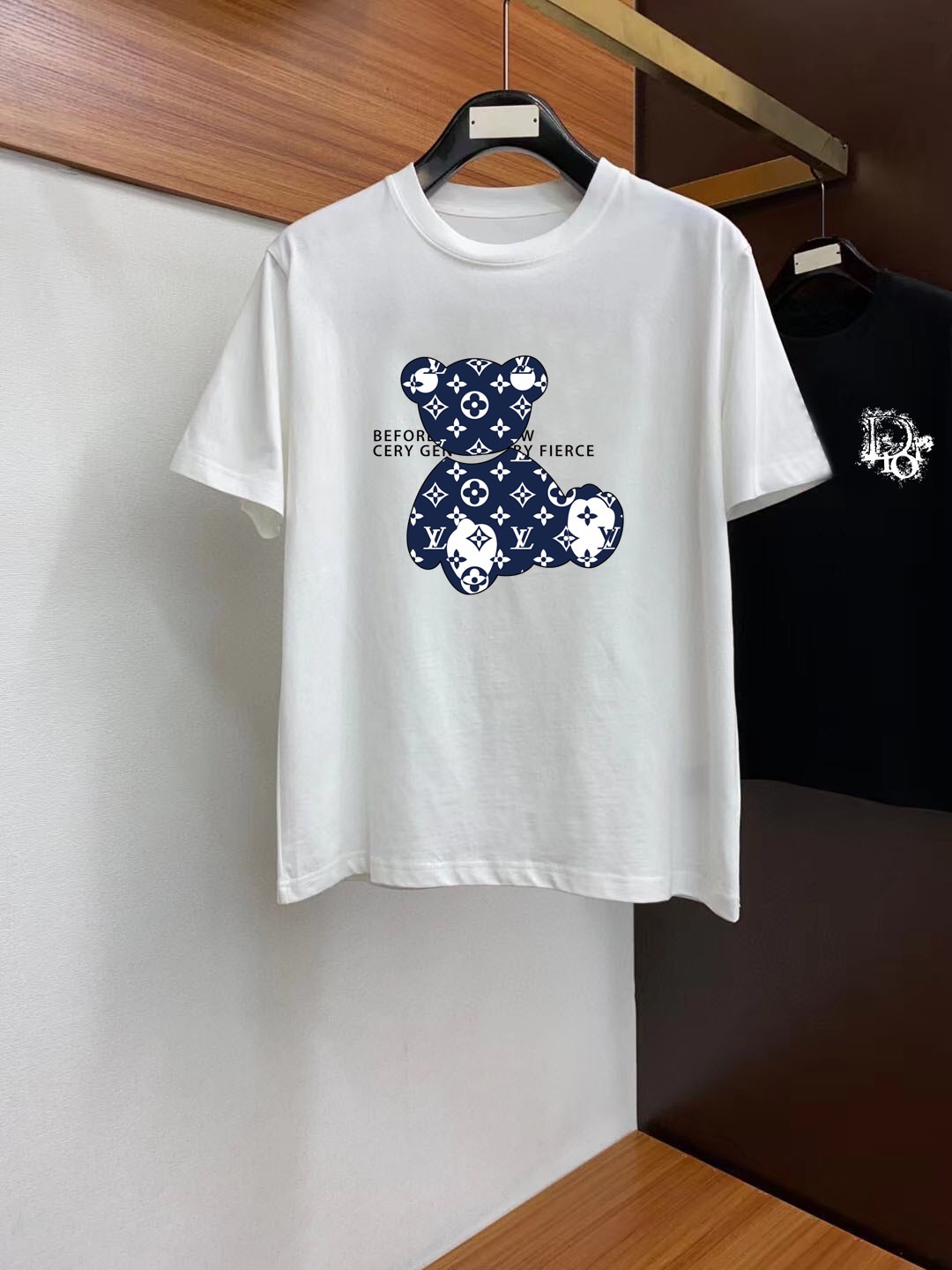 Louis Vuitton T-shirt Animal images