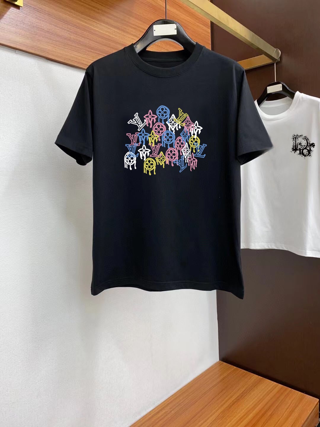 Louis Vuitton T-shirt Colorful,Apparel : Sneakers Online - Buy Sneakers for Men & Women, Sneakers Online - Buy Sneakers for Men & Women