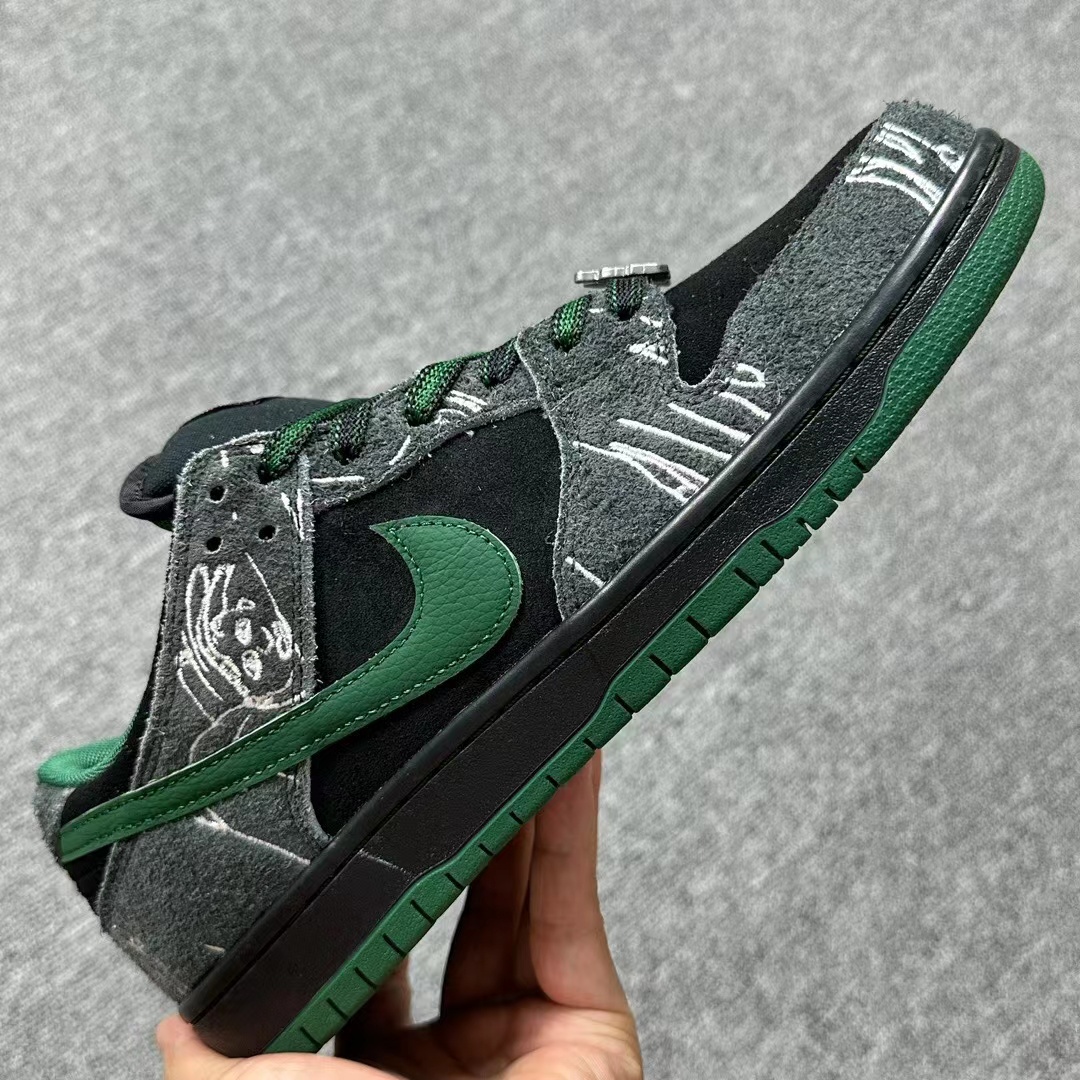 Nike SB Dunk Low x There Skateboards HF7743-001,Specials : Sneakers Online - Buy Sneakers for Men & Women, Sneakers Online - Buy Sneakers for Men & Women