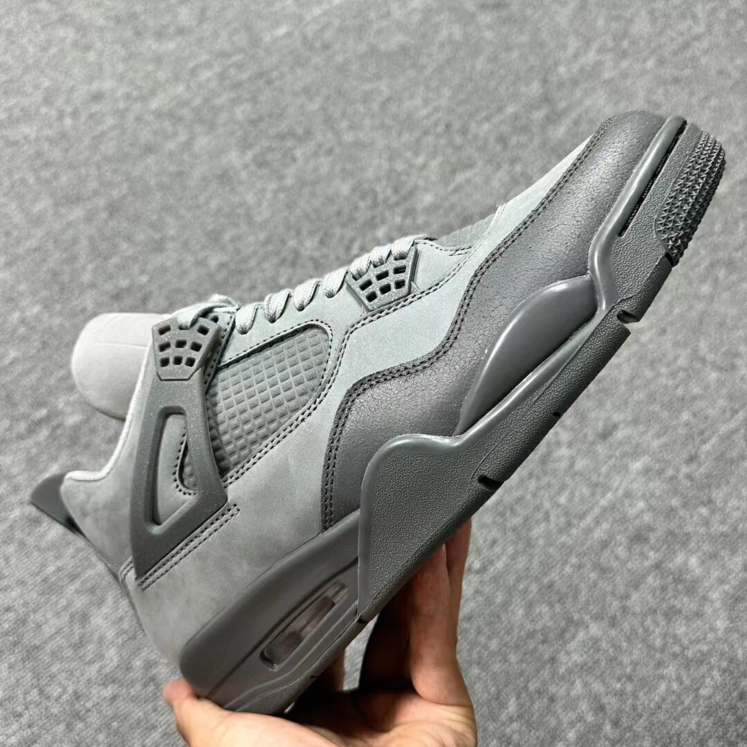 Air Jordan 4 Retro SE Smoke Grey FQ7928-001