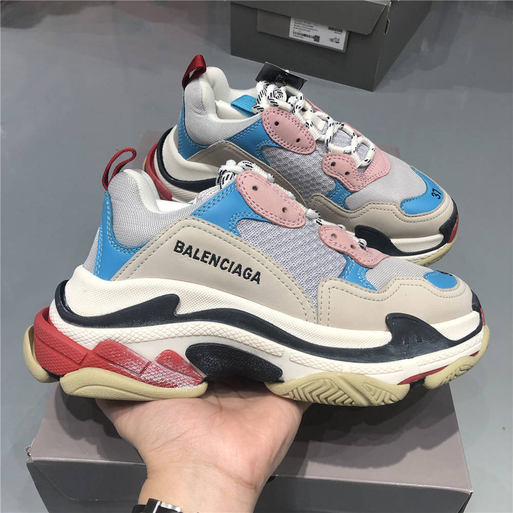 BALENC1AGA triple s 17FW